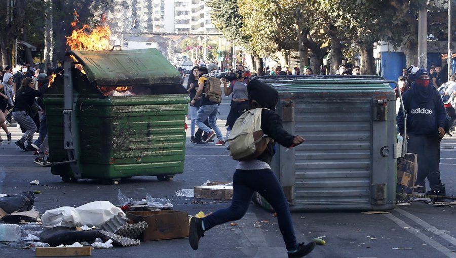 Tercera jornada de incidentes en Viña del Mar por la realización del festival