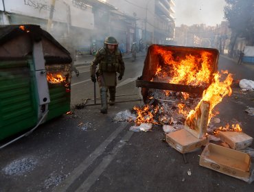 Al menos 18 detenidos y un carabinero herido deja tercera jornada de incidentes en Viña del Mar