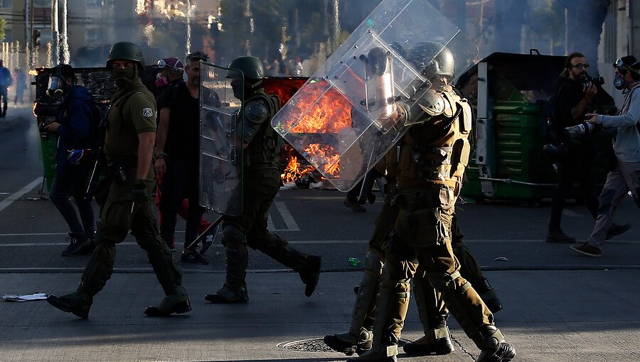 Dictan arraigo nacional contra carabinero acusado de golpear a detenido en Antofagasta