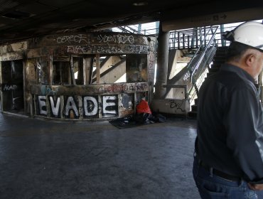 64 colegios en Santiago se verán afectados por el cierre de estaciones de Metro