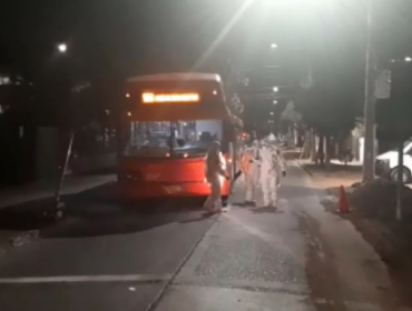 Hombre fallece atropellado por bus que habría sido intentado robar por turba en Maipú: víctima sería un manifestante