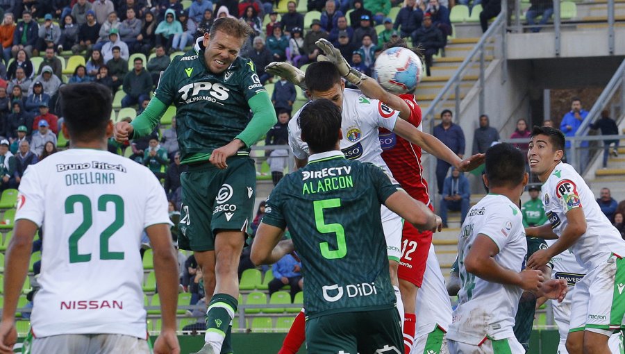 Audax Italiano le robó un empate a Santiago Wanderers y lo mantiene complicado