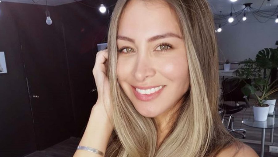 Critican osada fotografía de Sabrina Sosa en diminuto bikini