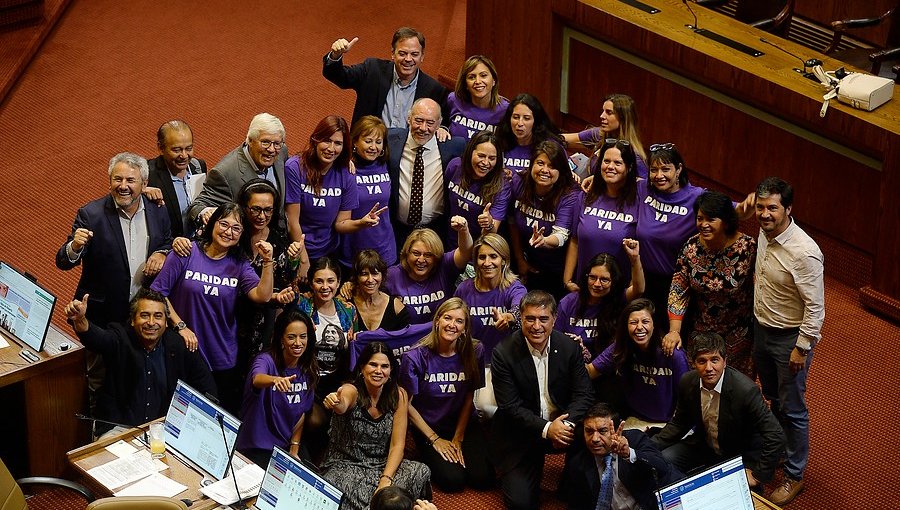 Cámara de Diputados aprobó fórmula de paridad de género en órgano constituyente