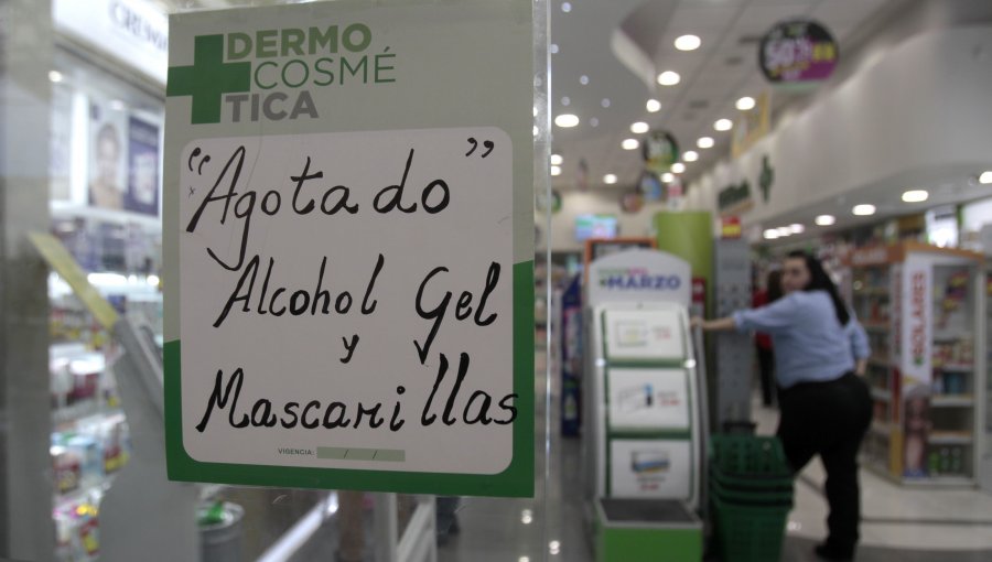 Mascarillas y alcohol gel se agotan en farmacias tras casos del coronavirus