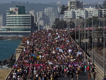 47 mil personas marcharon en la región Valparaíso por el Día de la Mujer: de los 57 detenidos, 40 son hombres