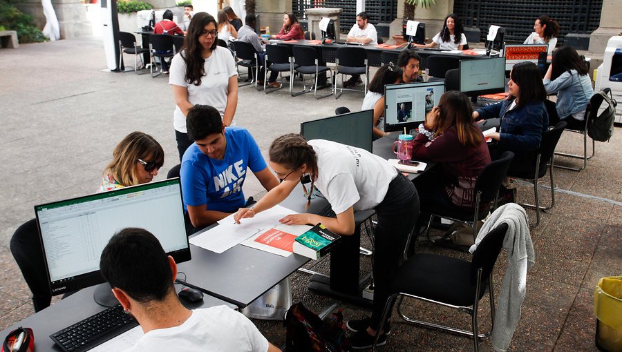 PSU: 79% de los postulantes quedó seleccionado en alguna universidad del Cruch