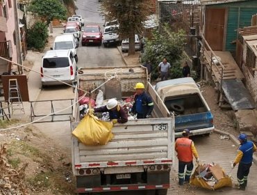 Viña del Mar aplica novedoso sistema para limpiar cuencas y quebradas