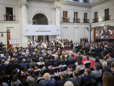 Violencia tras el estallido social marca discurso del presidente Piñera en acto de los 30 años del regreso de la democracia