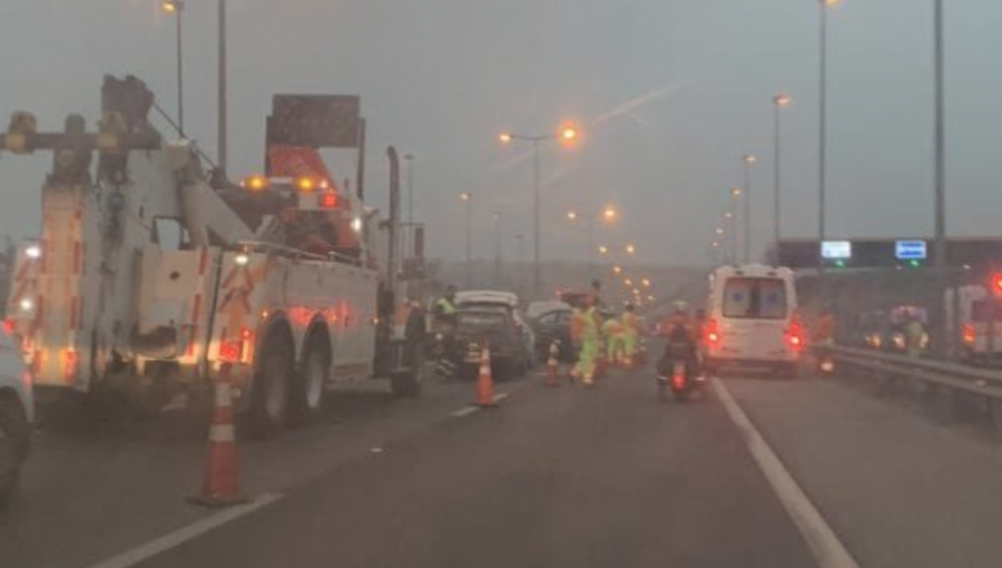 Accidente que involucró a siete vehículos origina kilométrica congestión en la autopista Troncal Sur de Quilpué