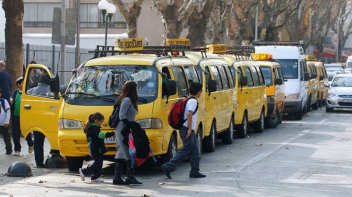 Aprueban inhabilitación perpetua de agresores sexuales para trabajar con niños