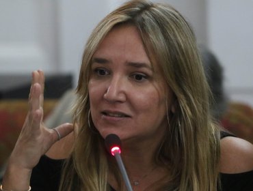 Diputada Hoffmann pide "discusión inmediata" a proyecto de pensiones ante eventual cierre del Congreso por coronavirus