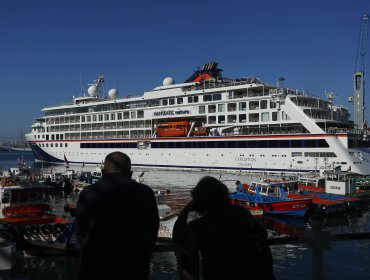 Cuarentena: Ministerio de Salud prohíbe desembarque de dos cruceros por coronavirus en Chile