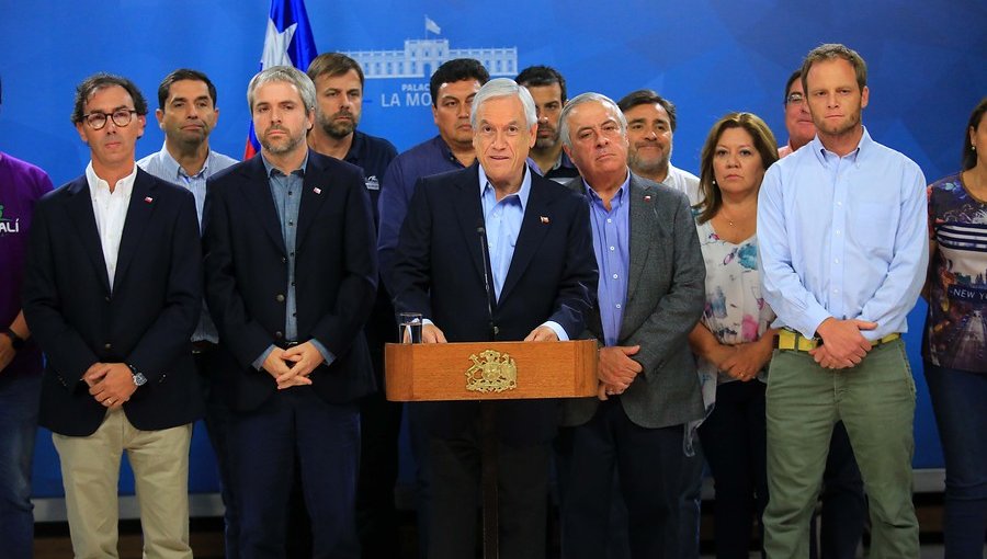 Gobierno decide suspender clases por dos semanas ante avance del coronavirus