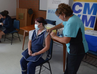 Campaña contra la influenza busca vacunar a 126.323 personas en Viña del Mar