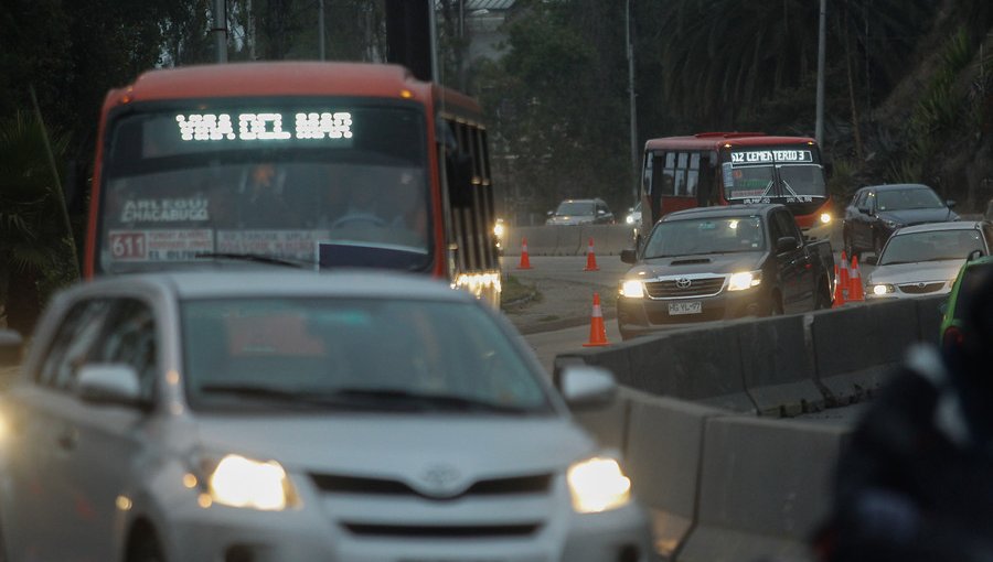 Bajo flujo vehicular marca la hora punta del lunes en comunas del Gran Valparaíso