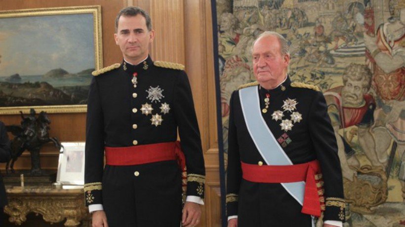 Rey Felipe VI de España renuncia a la herencia de su padre y le retira la asignación que recibe del Estado