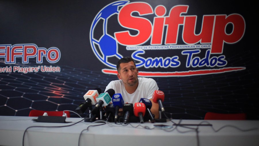 Sifup y paralización del fútbol: "Debió haber sido una suspensión inmediata"