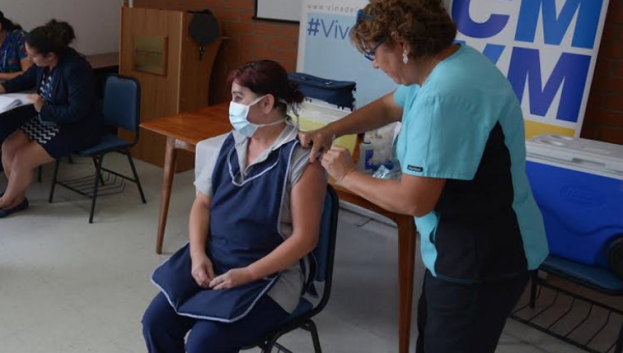 Campaña contra la influenza busca vacunar a 126.323 personas en Viña del Mar