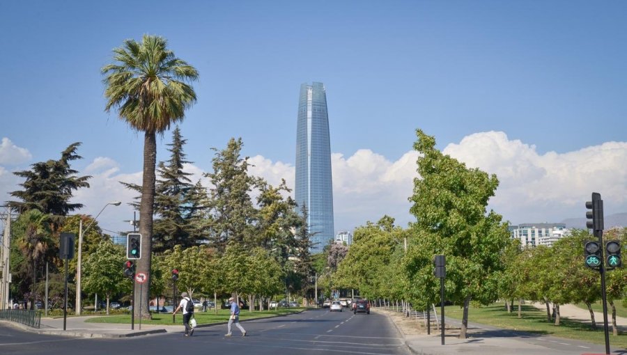 Municipalidad de Providencia decreta el cierre parcial del Costanera Center a partir de este miércoles