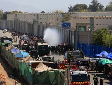 Balance final: 25 internos y 12 gendarmes heridos deja intento de fuga en penal Santiago 1