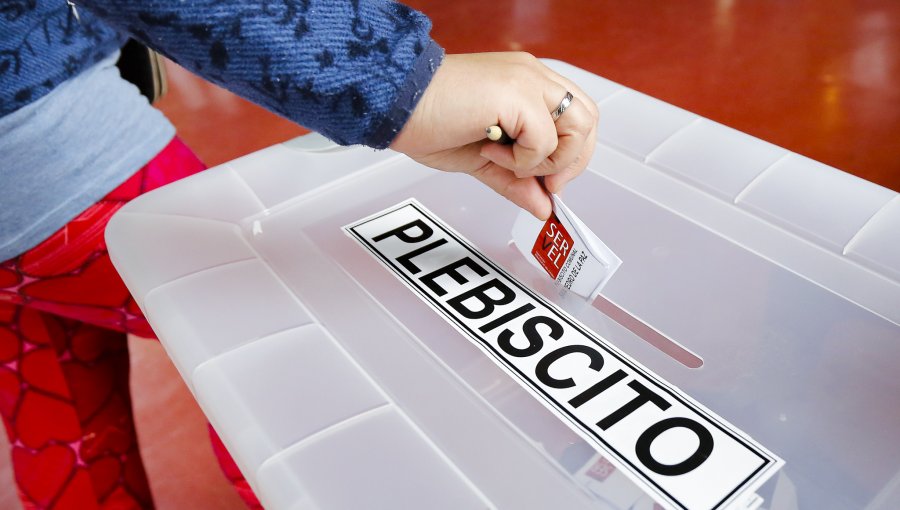 Acuerdo: Plebiscito será el 25 de octubre y municipales el 4 de abril de 2021