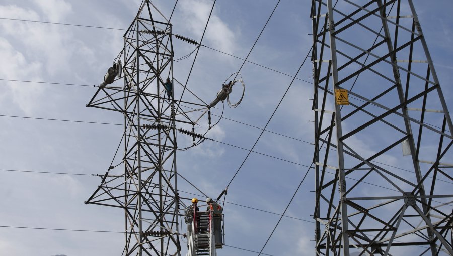 SEC: Corte de energía que afectó al 20% del consumo nacional fue superado