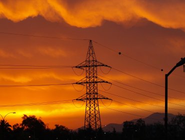 Falla en línea Nueva Maitencillo-Pan de Azúcar provoca corte de energía en varias regiones del país