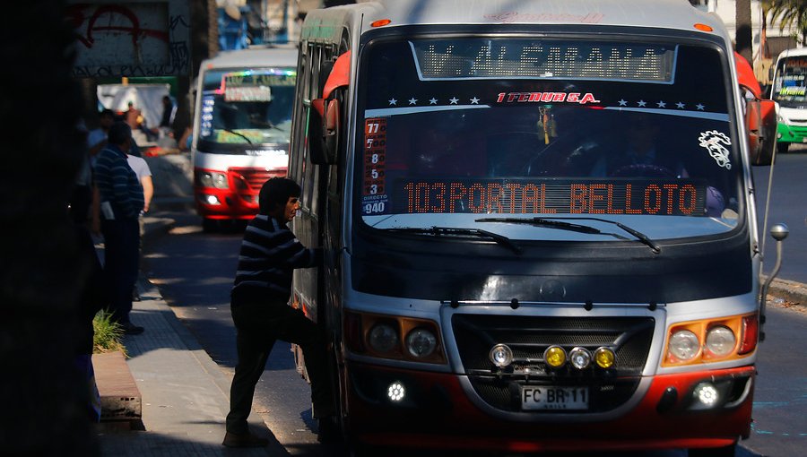 Microbuseros del Gran Valparaíso dan ultimátum al Gobierno: amenazan con paro si no pagan subsidio por déficit de pasajeros