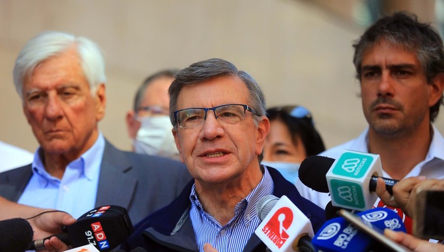 Alcaldes de Las Condes, Vitacura y La Reina decretan cuarentena preventiva comunal
