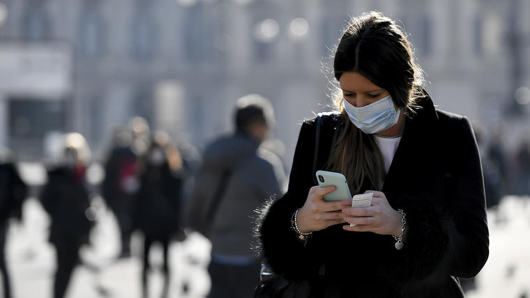 Senador Pugh advierte sobre la infodemia, la otra epidemia que está atacando a los chilenos