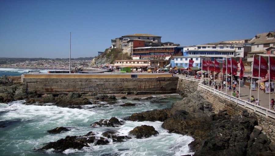 Alcaldes de El Tabo, Algarrobo, El Quisco, San Antonio, Cartagena y Santo Domingo se unen y cierran sus comunas