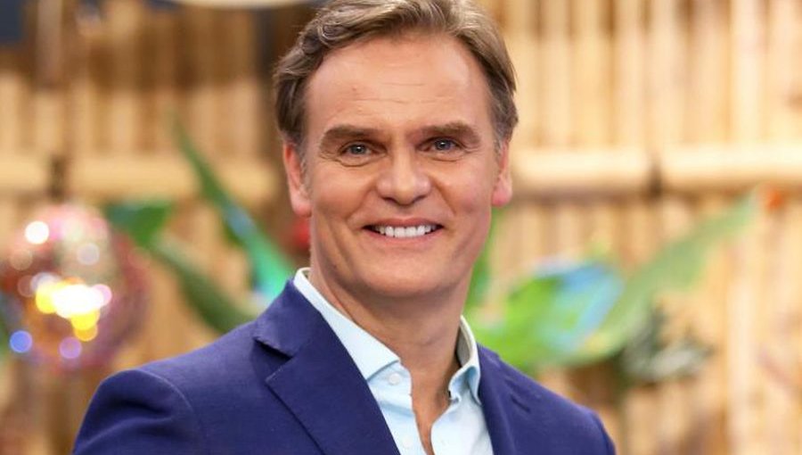 Amaro Gómez-Pablos estrena nuevo programa y suma tres desde que llegó al 13