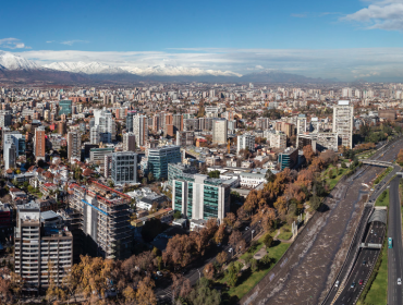 Gobierno decreta cuarentena total en siete comunas de la región Metropolitana