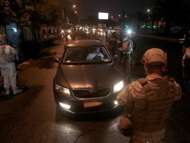 Tres detenidos deja primera jornada de cuarentena obligatoria en siete comunas de la región Metropolitana