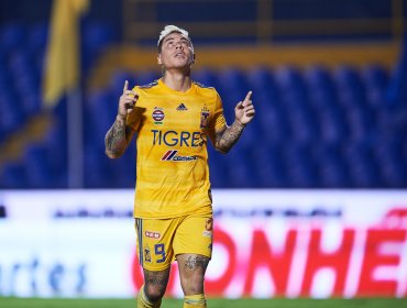 Tigres de México estaría contemplando vender a Eduardo Vargas