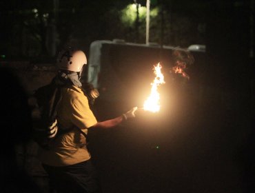 Detienen a sujeto que atacó con 3 bombas molotov a comisaría de Quilicura