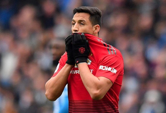 Medio inglés afirma que el United venderá a Alexis y a otros cuatro referentes