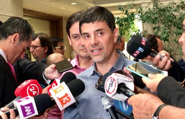 Diputado Marcelo Díaz llama a establecer cordones sanitarios en comunas costeras ante llegada de Semana Santa