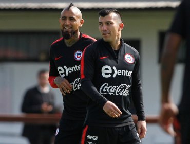 Arturo Vidal y Gary Medel inician campaña para recaudar fondos y enfrentar el Covid-19