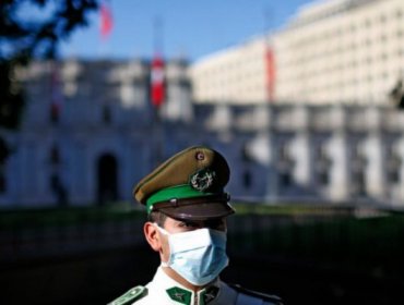 Un tercer guardia del palacio de La Moneda dio positivo al Covid-19: descartan contacto con el Presidente