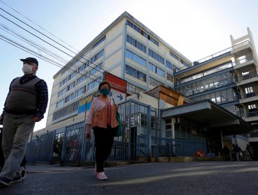 En el hospital Van Buren de Valparaíso falleció adulta mayor contagiada con Covid-19: vivía en Algarrobo