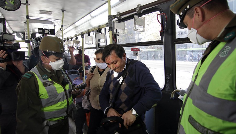 Andrés Celis pide detalles a Salud y Transportes sobre la fiscalización al uso obligatorio de mascarilla