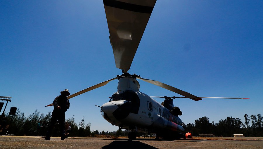 Intendente Metropolitano confirma denuncias de arriendo de helicópteros y aviones para salir de la capital