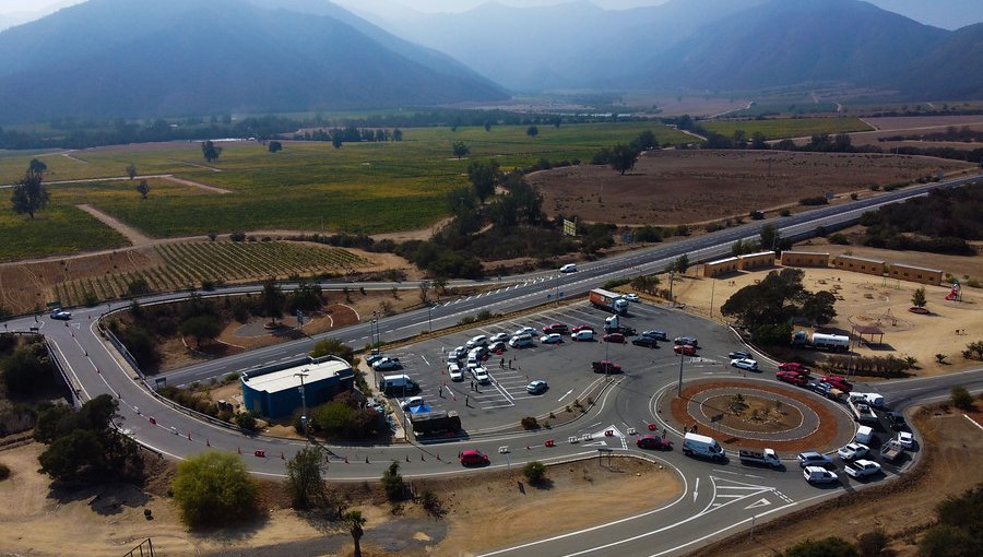 3 mil automóviles han ingresado a la región de Valparaíso por la ruta 68: 40 han sido enviados de regreso a Santiago