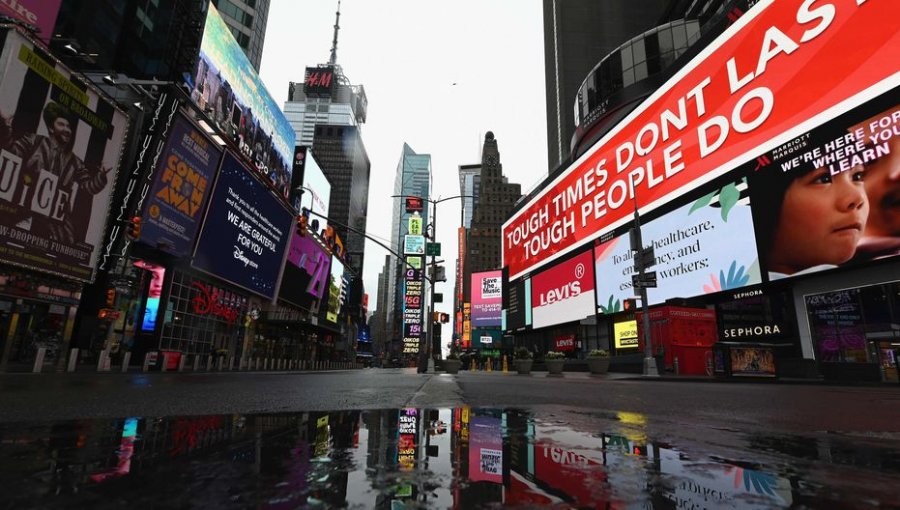 Nueva York anuncia el cierre de colegios públicos durante el resto del año escolar por Covid-19