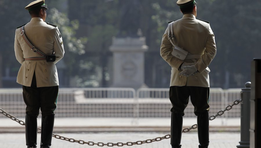 Informe de Carabineros revela 19 guardias del Palacio de La Moneda contagiados