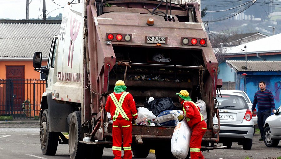 Gobierno Se Compromete A Mejorar Condiciones Laborales Y Económicas De Recolectores De Basura 7966