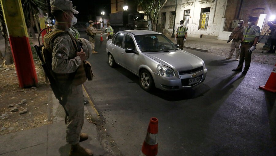 Carabineros retuvo a 322 personas por no respetar el último toque de queda