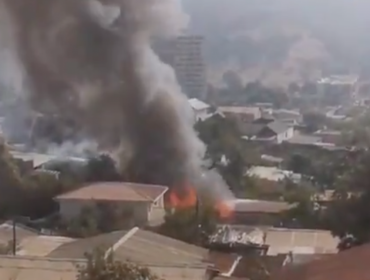 En una caldera se habría originado el incendio que afectó a casa-bodega de Quilpué